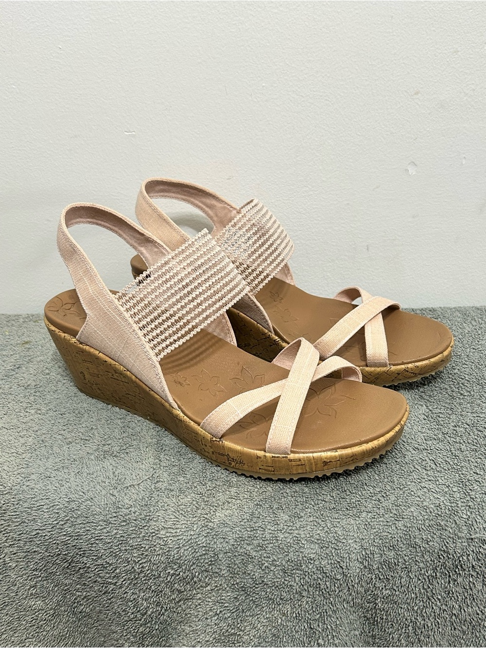 Sketchers Beverlee High Tea Cali Luxe Foam Wedges Womens Size 11 Pink - Picture 4 of 14